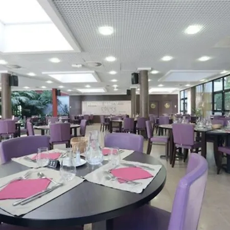 מלון דירות Les Aigues Blanches 3*